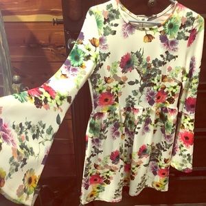 Bell sleeve floral dress NWT